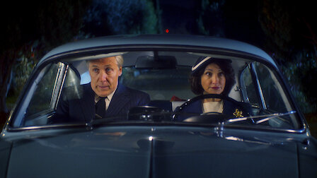 Watch Mocambo. Episode 2 of Season 1.