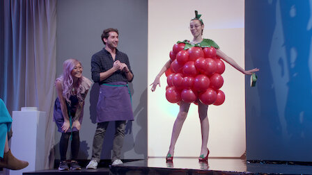 Watch Cake on the Catwalk. Episode 5 of Season 1.